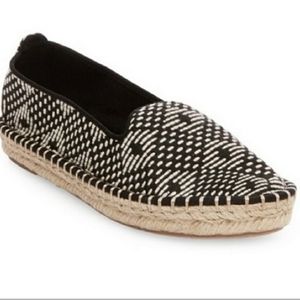 *NEW* DV by Dolce Vita textile espadrille, NWT